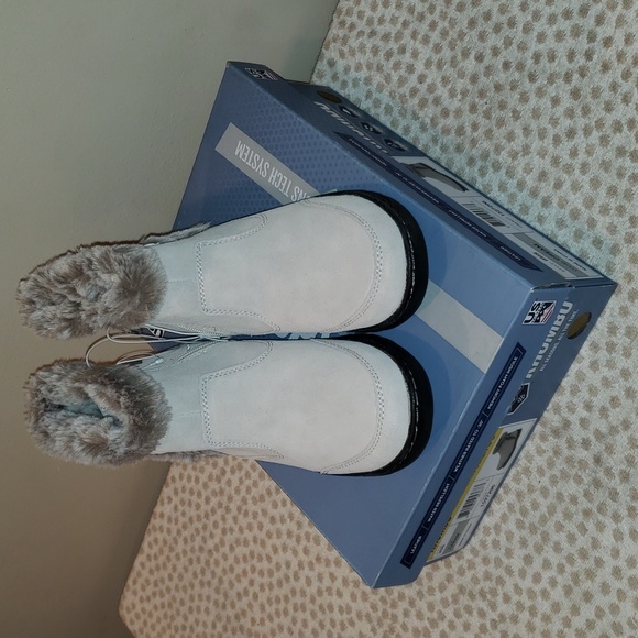 Khombu Women Boots, Size 6, Color Cream - Picture 2 of 9